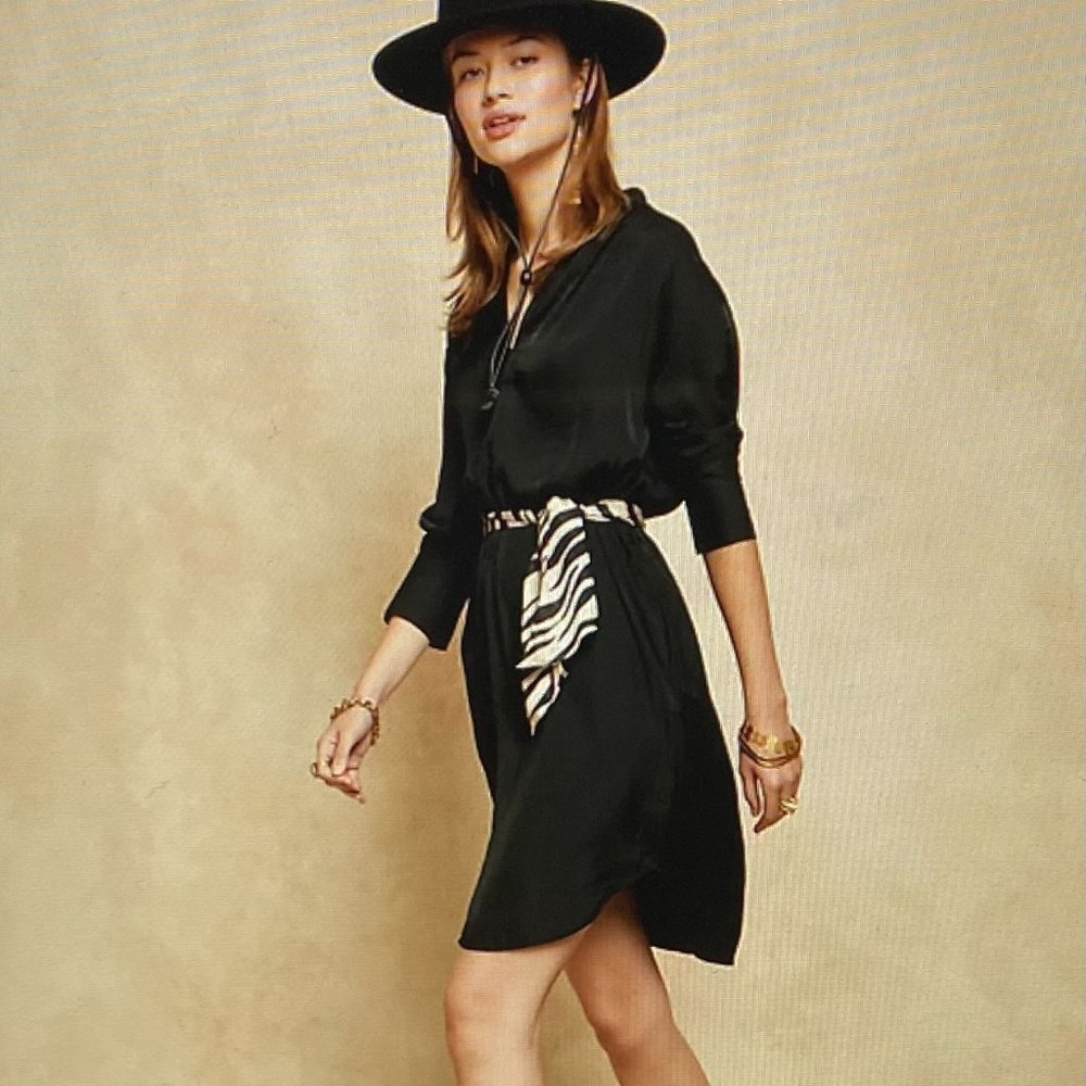 @@@ BANANA REPUBLIC@@@ Essential Shift Dress. Size: XXS